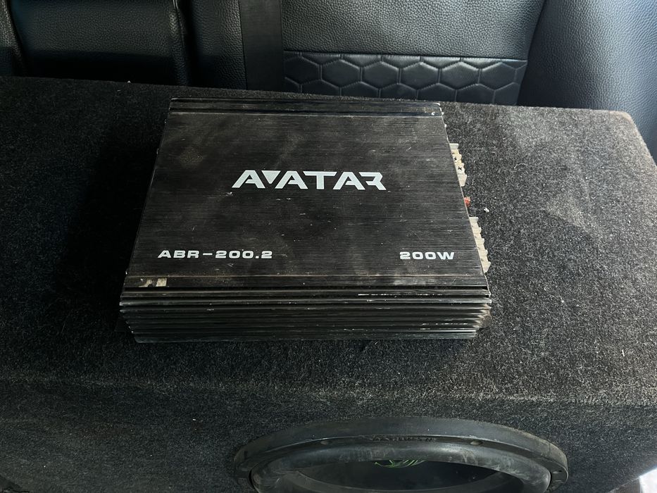 Продам саб с усилителем