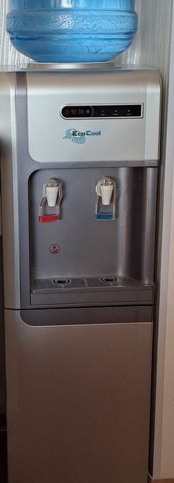 Продам кулер для воды