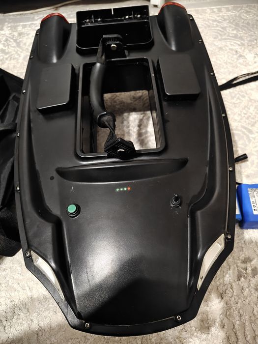 Кораблик прикормочный, для рыбалки