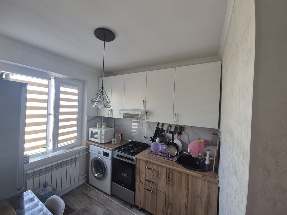 Продаю 2 комн квартиру