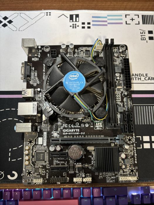Kit PC Intel Core i3 6100, Placa de baza Gigabyte H110M-S2