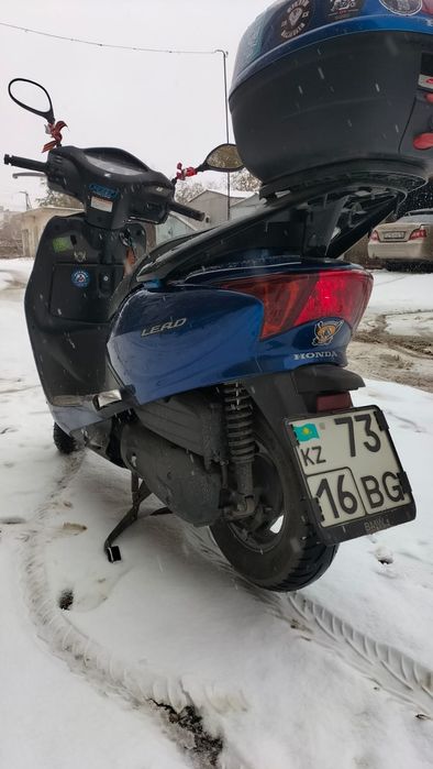 Скутер Honda Lead 110