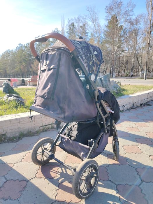 Продам детскую коляску