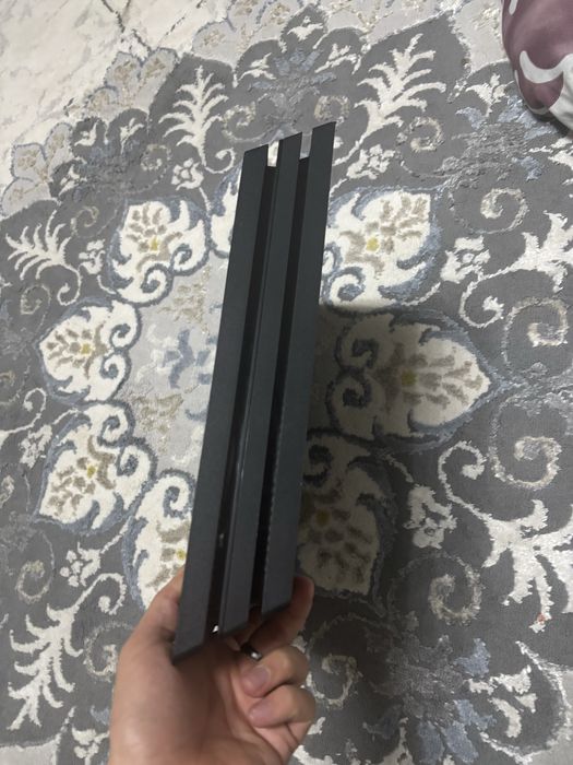 Playstation 4 pro 1tb