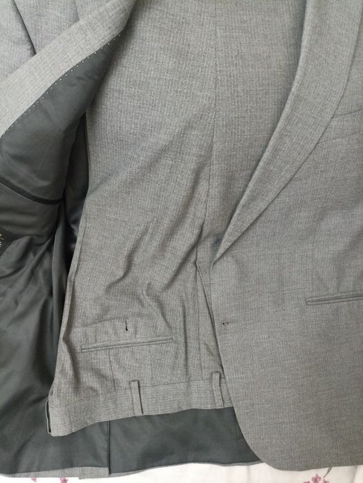 Kostyum shim erkaklarniki