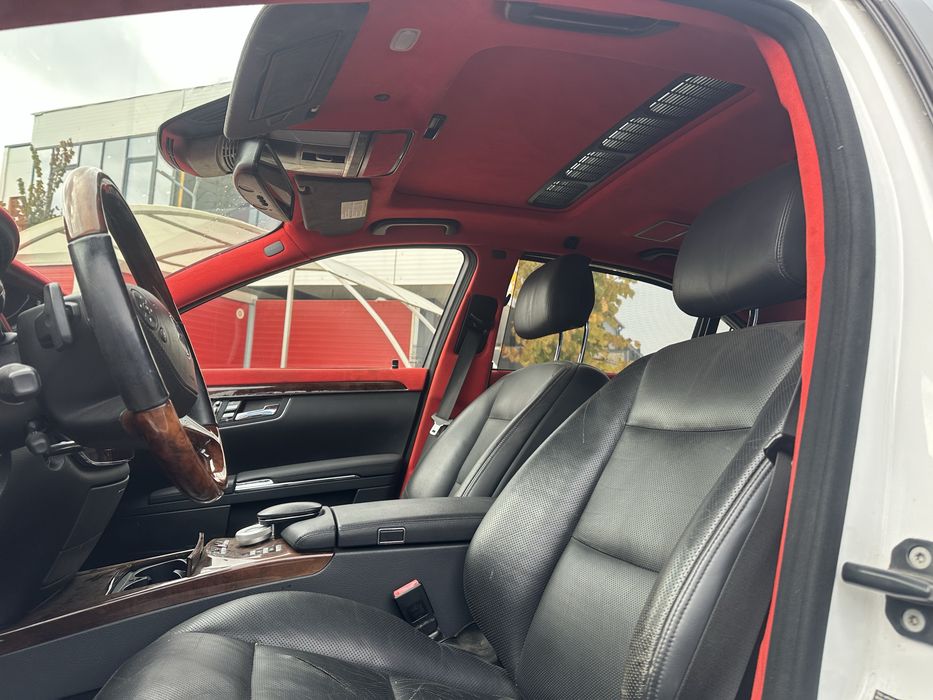 Mercedes Sklase  Loong 550