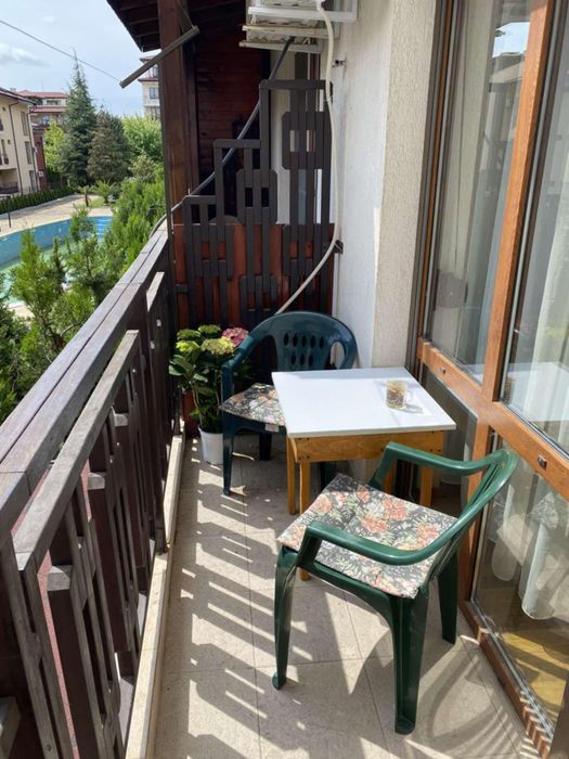 Студио под наем с безплатно паркиране