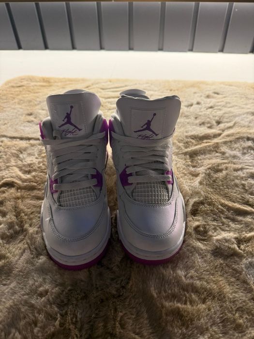 Adidasi Air Jordan 4