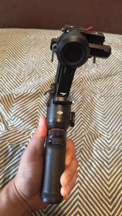 продам стабилизатор Dji Ronin RS3 mini