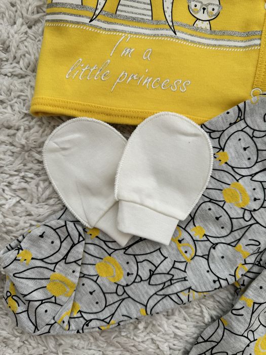 Бебешки комплект дрешки Miniworld от Carnival kids за бебе 56-62