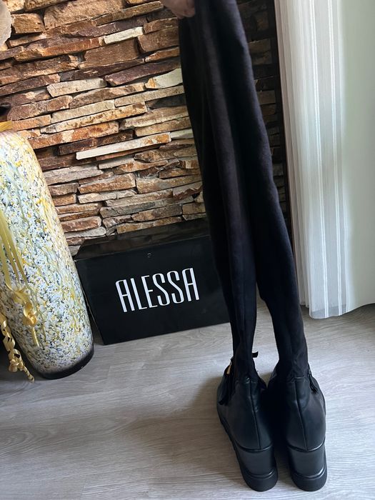 Alessa - ботуши.