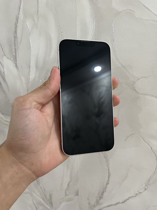 Продам iPhone 13 128gb в идеальном состоянии