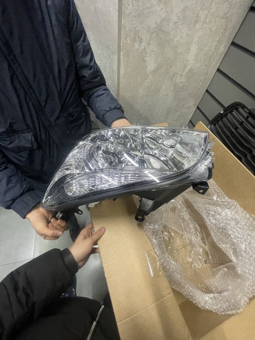 фары на rav4 новый дубликат