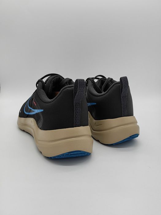 NIKE Downshifter 12