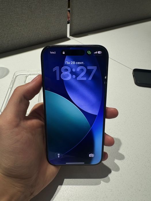 iPhone 15 pro sim/esim