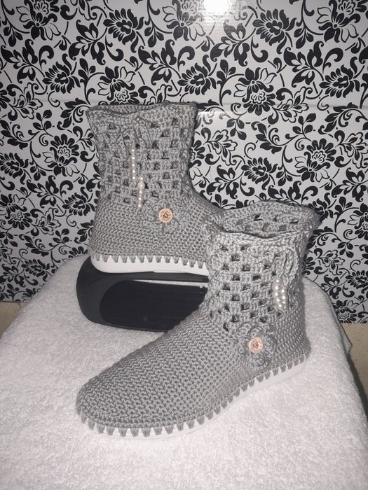 Încălțăminte crosetata