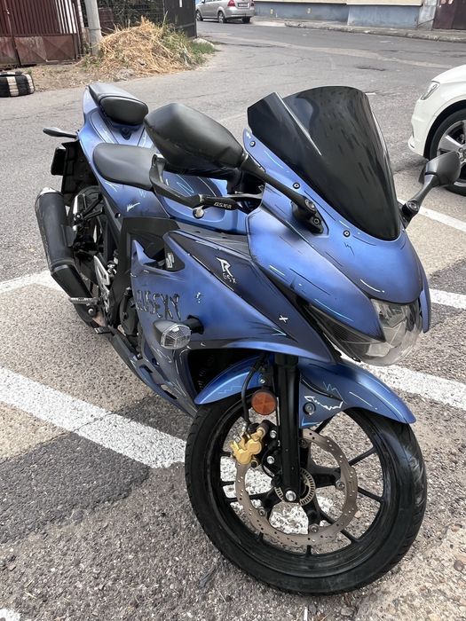 Suzuki gsxr 125 2023