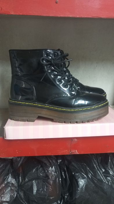 Осенние ботинки и осенние полусапожки