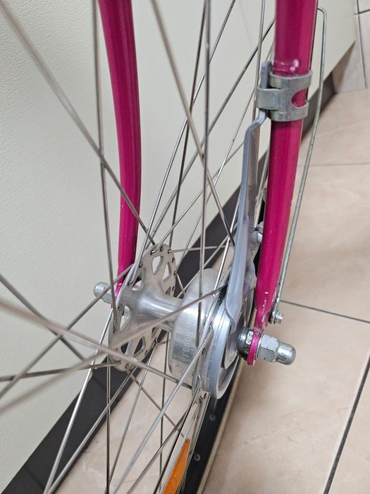 Vând bicicleta adulți stra foarte buna