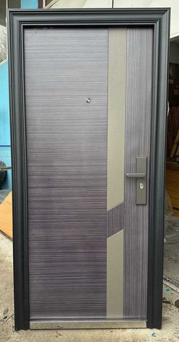 Евтини метални врати