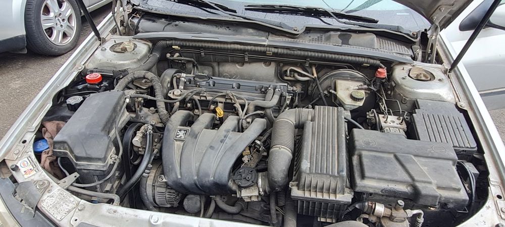 Peugeot 406 1.8 2000 bz.pentru rabla sau dezmembrari ,4000.lei