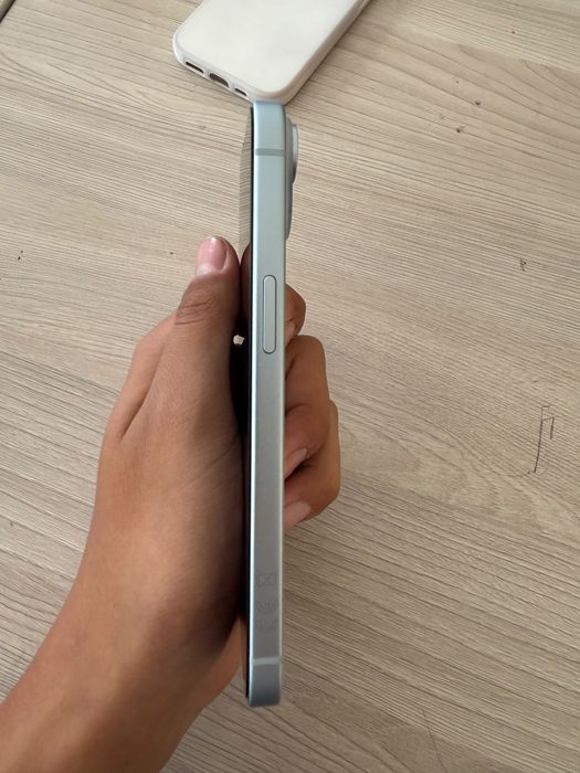 Iphone 15,128 GB