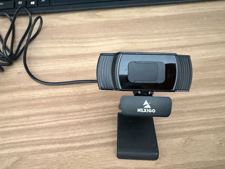 Продавям web камера Nexigo N930AF