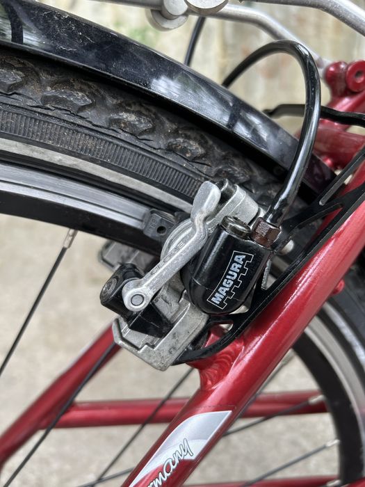 Bicicleta  de dama  Olandeza marca Bocas aluminiu 8 viteze in butuc frana HIdraulica