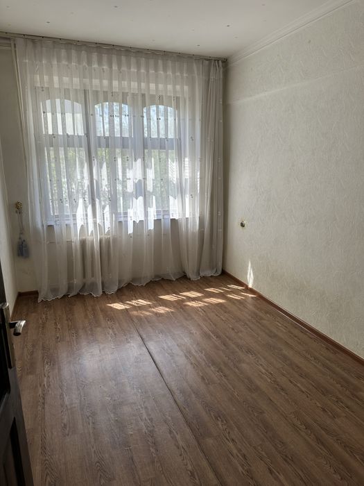 Срочно продаеться 3 ком (70 кв/м) 3/2/4