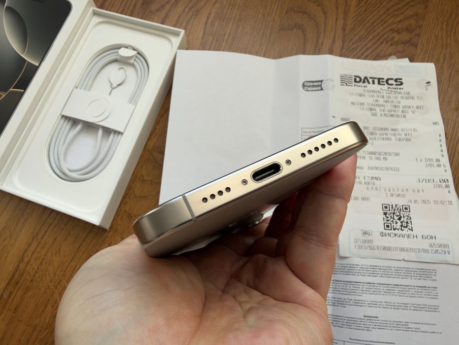 iPhone 16 Pro Max 1TB Natural Titanium Официален, гаранция.