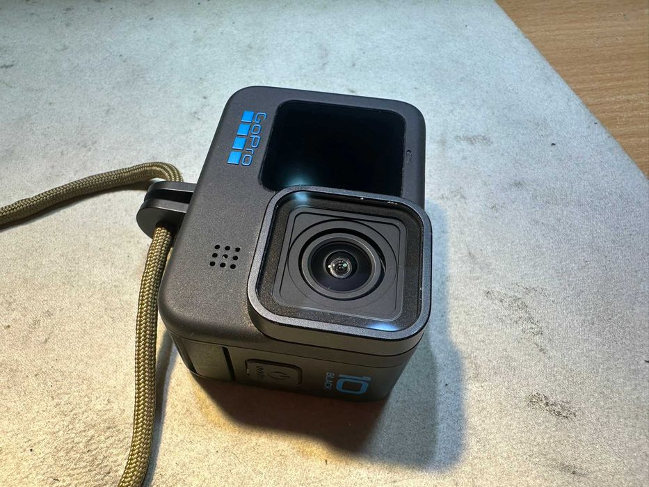 GoPro Hero 10 Black fata spate lateral deosebit frumos elegant natural