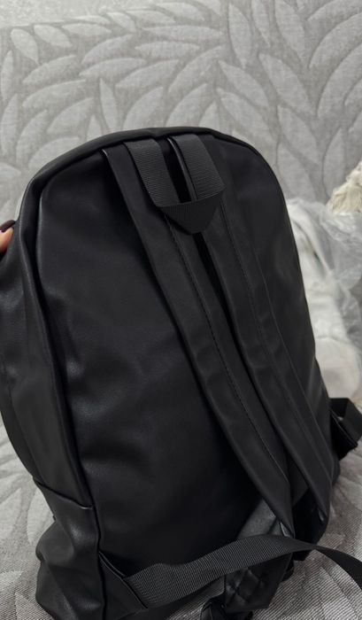 Продам рюкзаки кожаные , новые