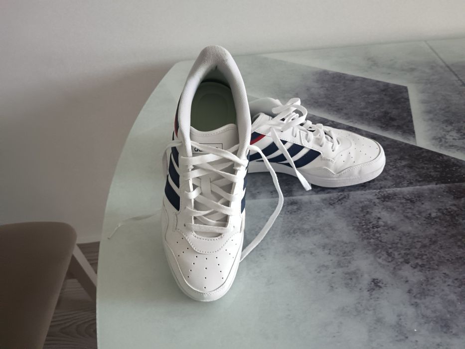 Adidași adidas piele ecologica