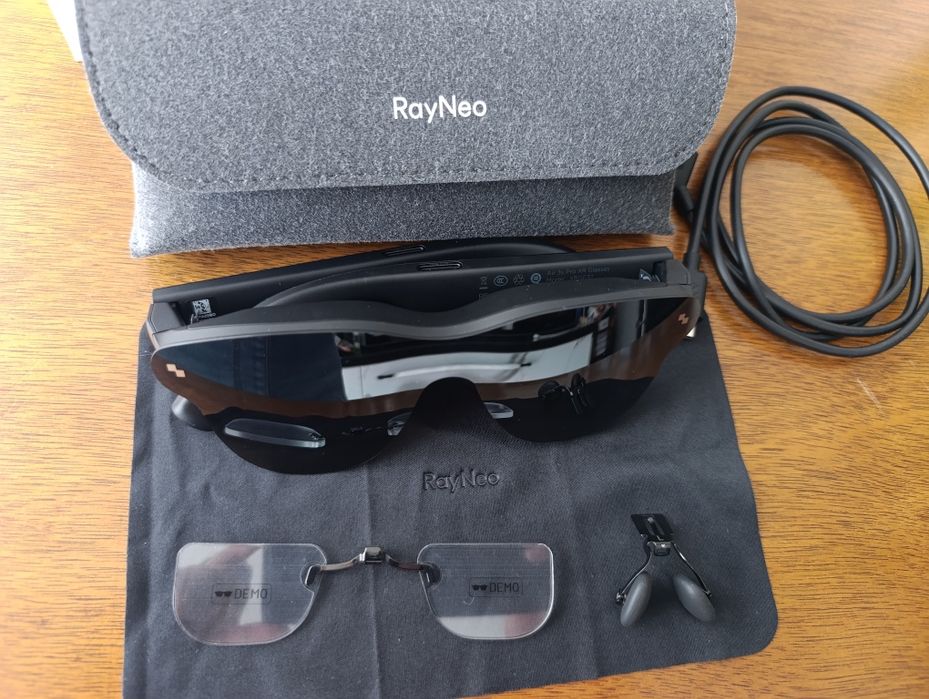 Ochelari AR RayNeo Air 3S Pro – noi, doar desigilați