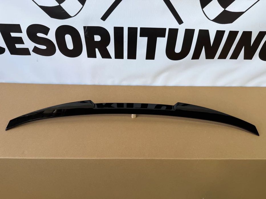 Eleron portbagaj M4 CSL BMW seria 5 G30 sedan 2017-up negru lucios