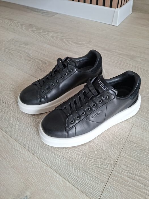 Дамски кецове Guess Elbina