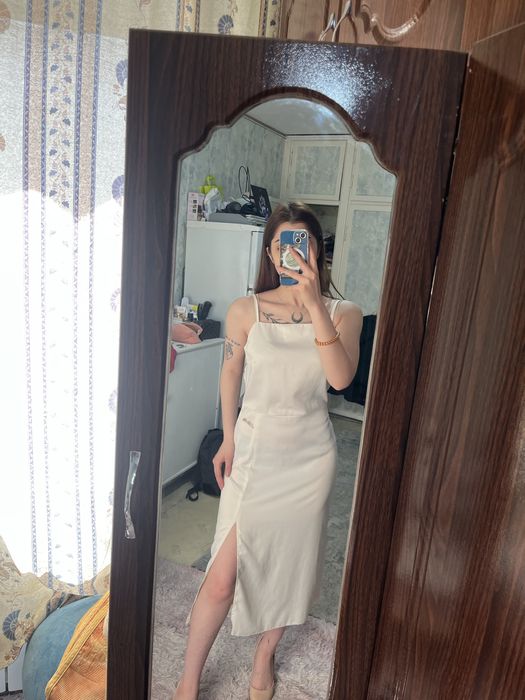 Продам коктейльное платье