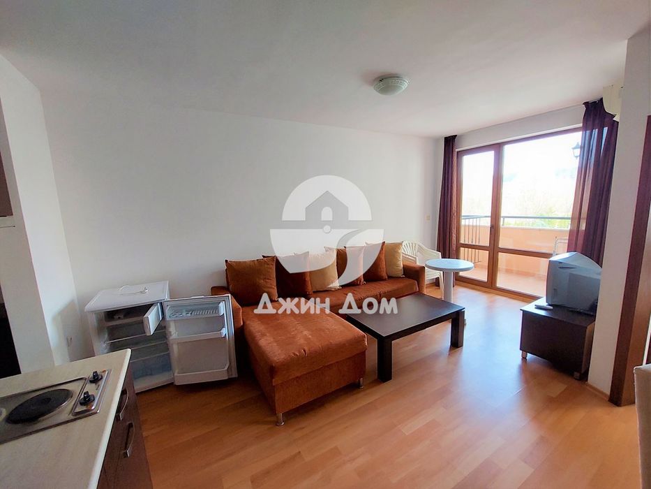 Продава се Двустаен апартамент в к.к. Слънчев бряг - 70 кв.м за 615 €/кв.м - Снимка #4
