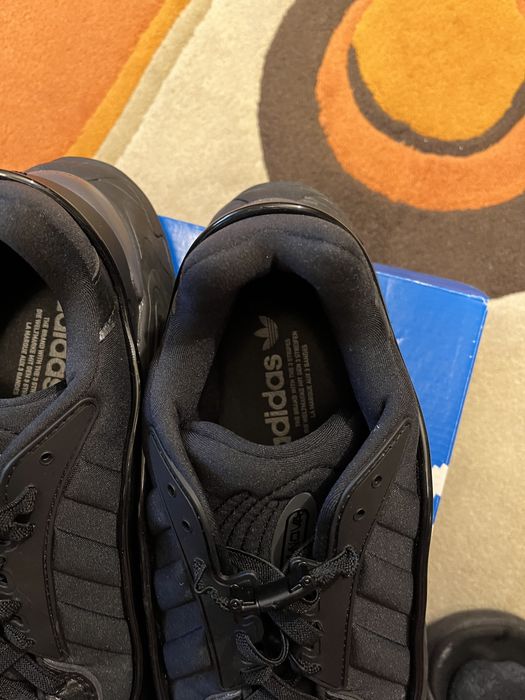 Adidas Oznova 45 1/3