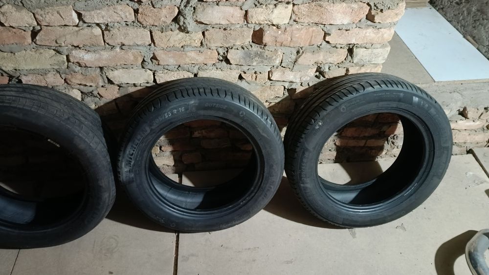 Продам зимние летние шины с диском