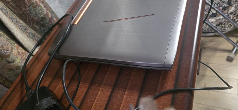Ноутбук ASUS rog G752