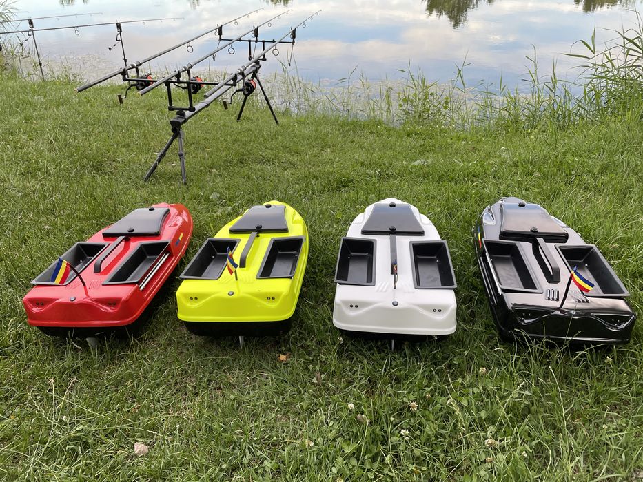 Navomodel plantat RAPTOR / Barcuta nadit pentru pescuit cu doua cuve