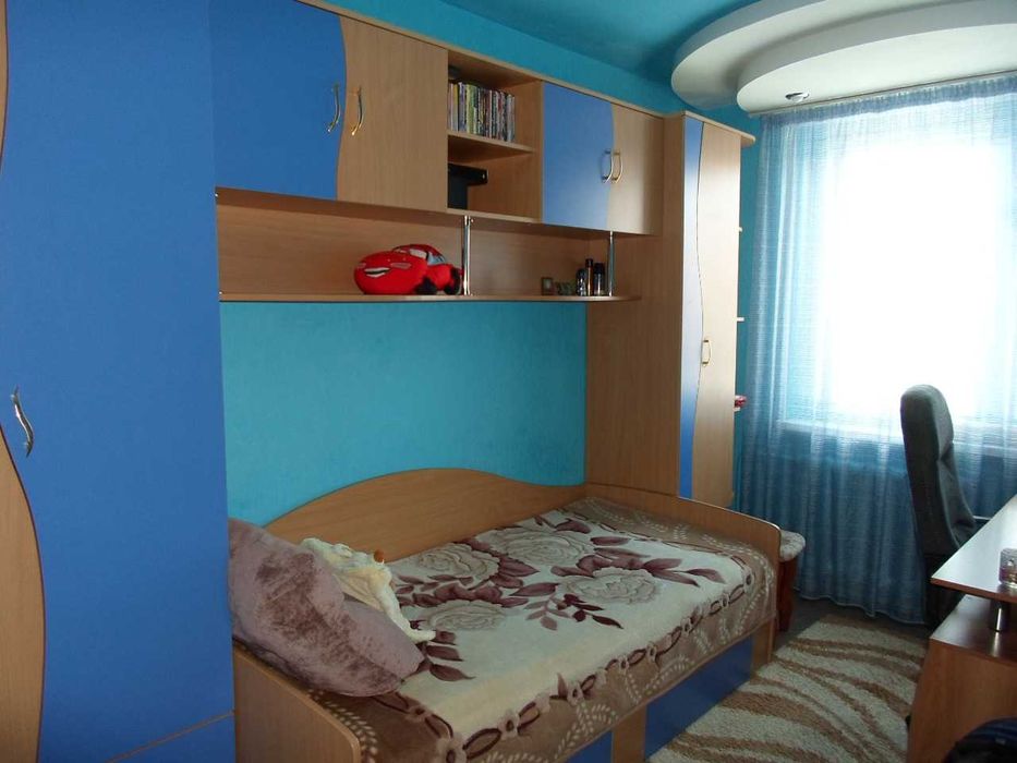 4 комнатная квартира