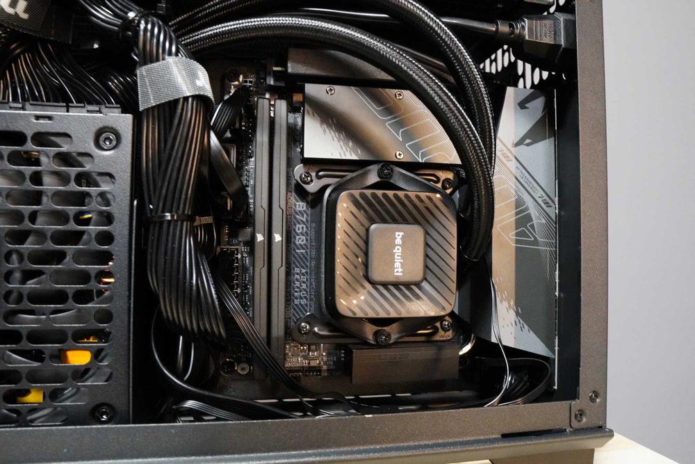 Mini ITX  128 GB RAM DDR5