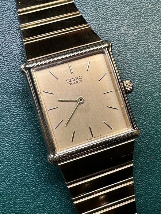 Часы SEIKO dolce quartz