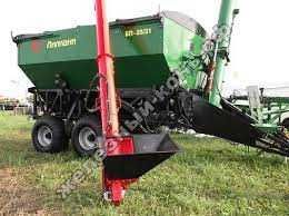 Бункер перегрузчик зерна