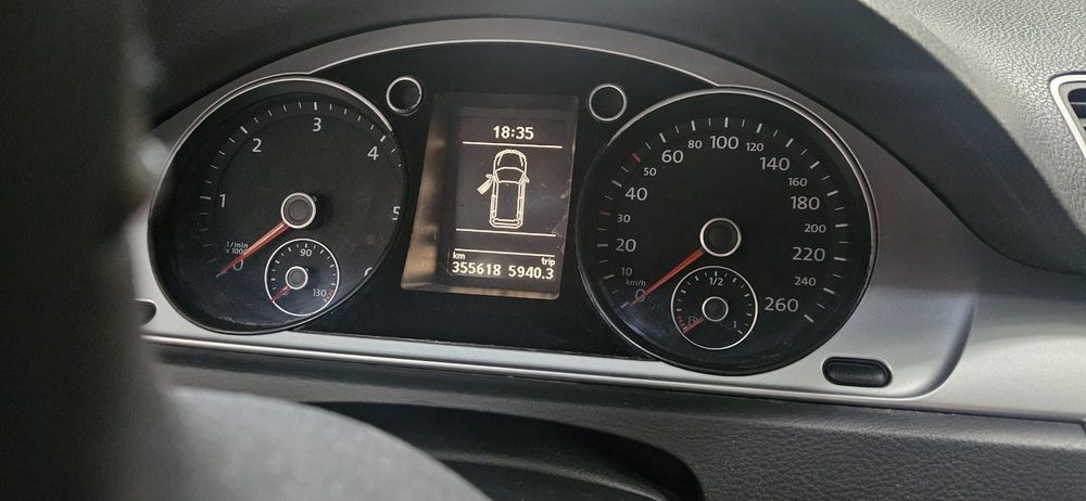 Volkswagen Passat 2011 diesel, 4.312 € — imagine 3