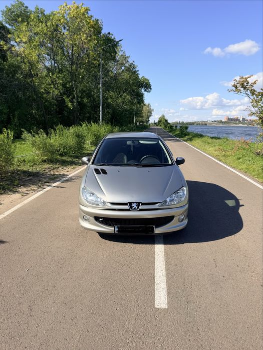 Продаётся  Peugeot 206