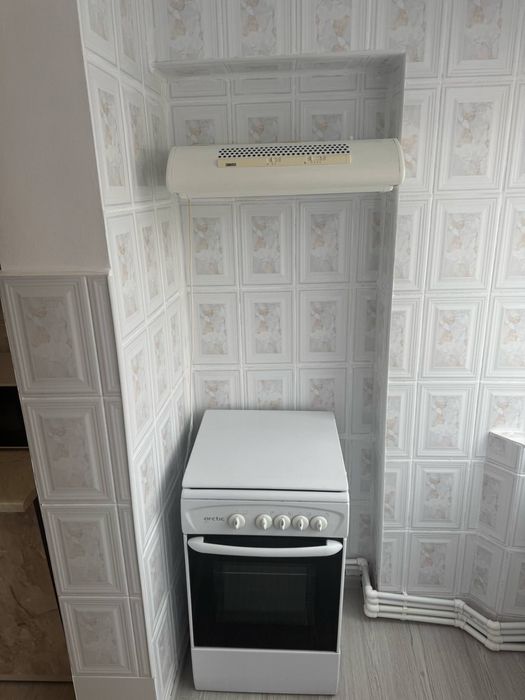 Apartament 2 camere +boxa de depozitare - de inchiriat