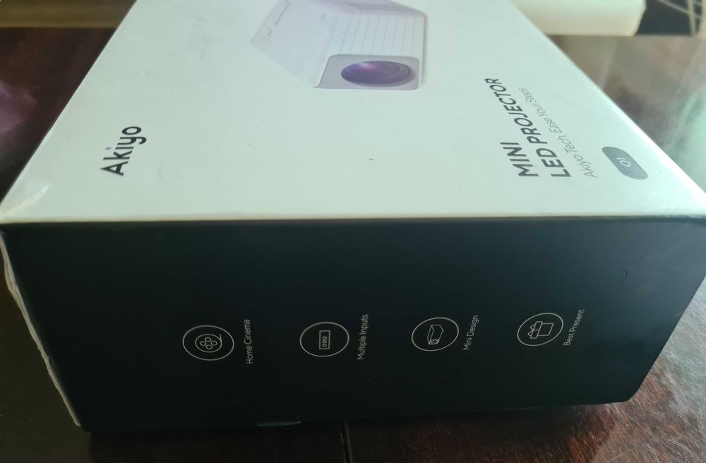 ПРОЕКТОР AKIYO Mini Led O1